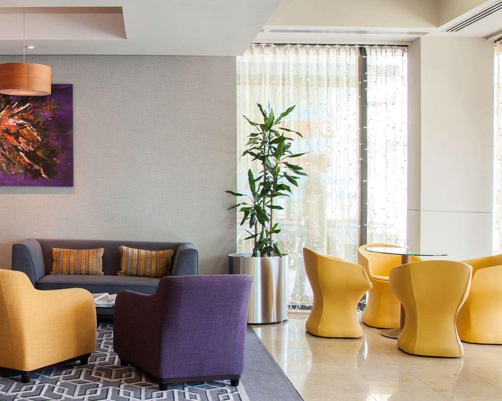Maldron Hotel Smithfield Dublin City Интериор снимка